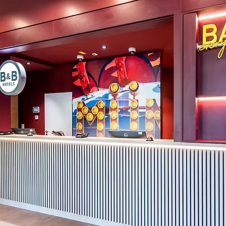 City-west Hotel 3*