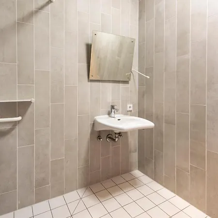 Hotel City-west 3*